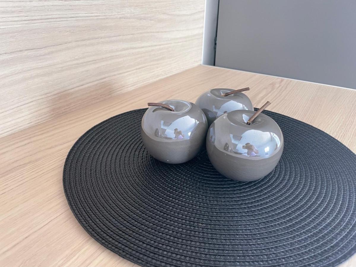 Studio 23 M2+Wifi +Parking Prive Lejlighedshotel Oullins Eksteriør billede