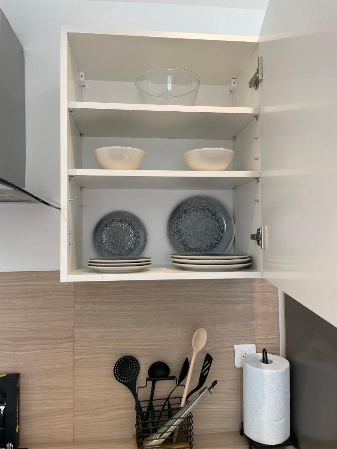 Studio 23 M2+Wifi +Parking Prive Lejlighedshotel Oullins Eksteriør billede